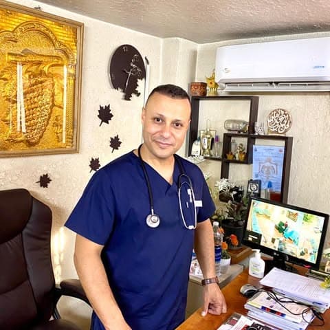 شعار عيادة الدكتور نزار حرب