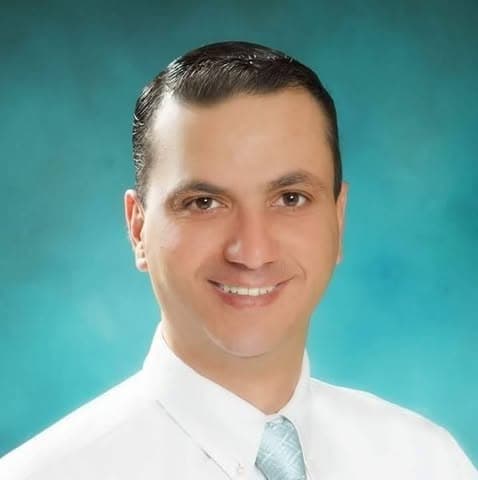 الدكتور زيد أبو شقرة (Dr. Zaid Abu Shakra) طبيب أسنان في الياسمين، عمّان