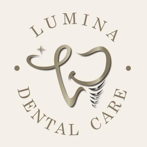 شعار عيادة لومينا لطب الأسنان — عبين