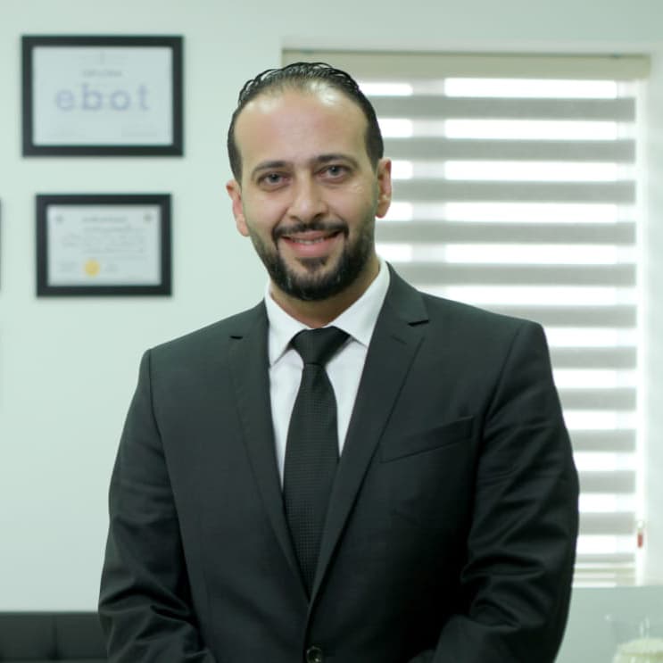 الدكتور علاء يوسف عقل (Dr. Alaa Yousef Akel) طبيب عظام ومفاصل في تلاع العلي، عمّان