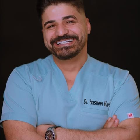 شعار عيادة الدكتور هاشم المعايطة لطب الأسنان
