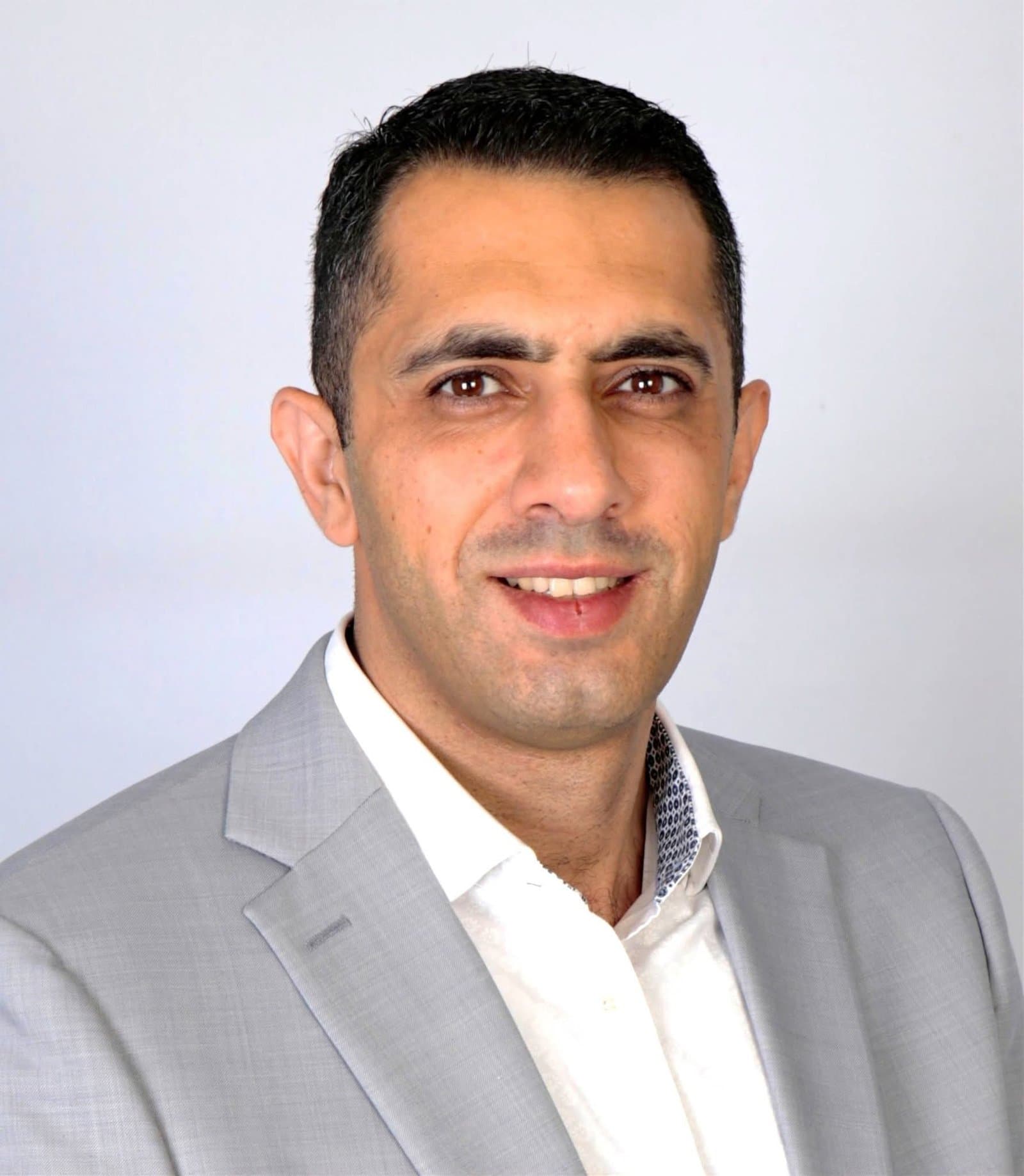 Dr. Hussam Addin Banna — Ophthalmology in Amman