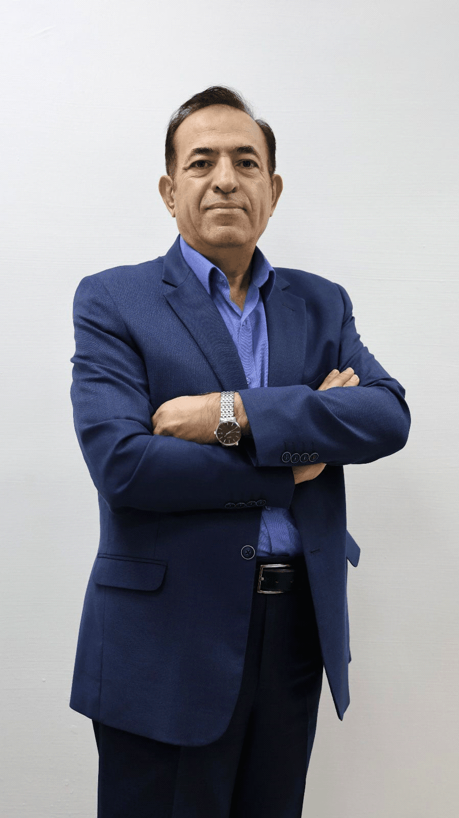 الدكتور عدنان أبو عمر اختصاصي نسائية وتوليد في عرجان، عمّان
