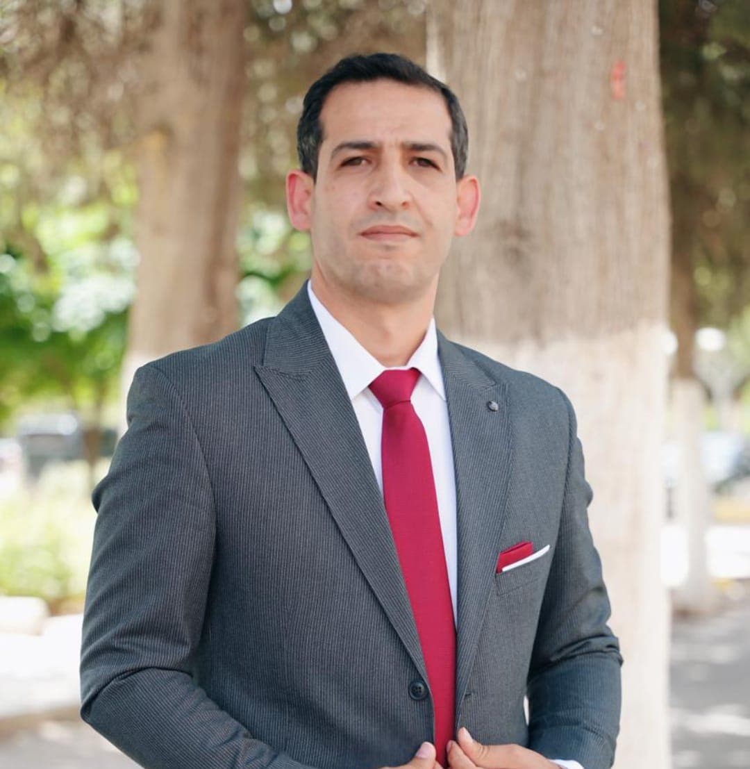 الدكتور أحمد الحروب اختصاصي أطفال في عرجان، عمّان