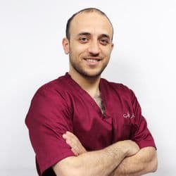 الدكتور عمار الخطيب اختصاصي أسنان في عمّان