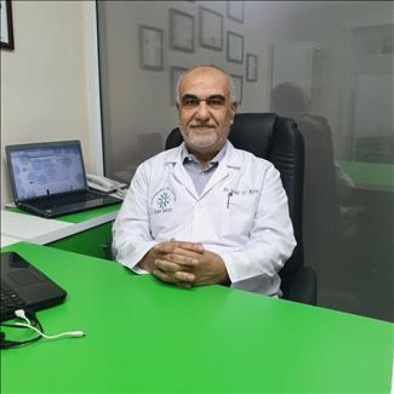 الدكتور جميل الرفاعي اختصاصي طب أسرة في عرجان، عمّان