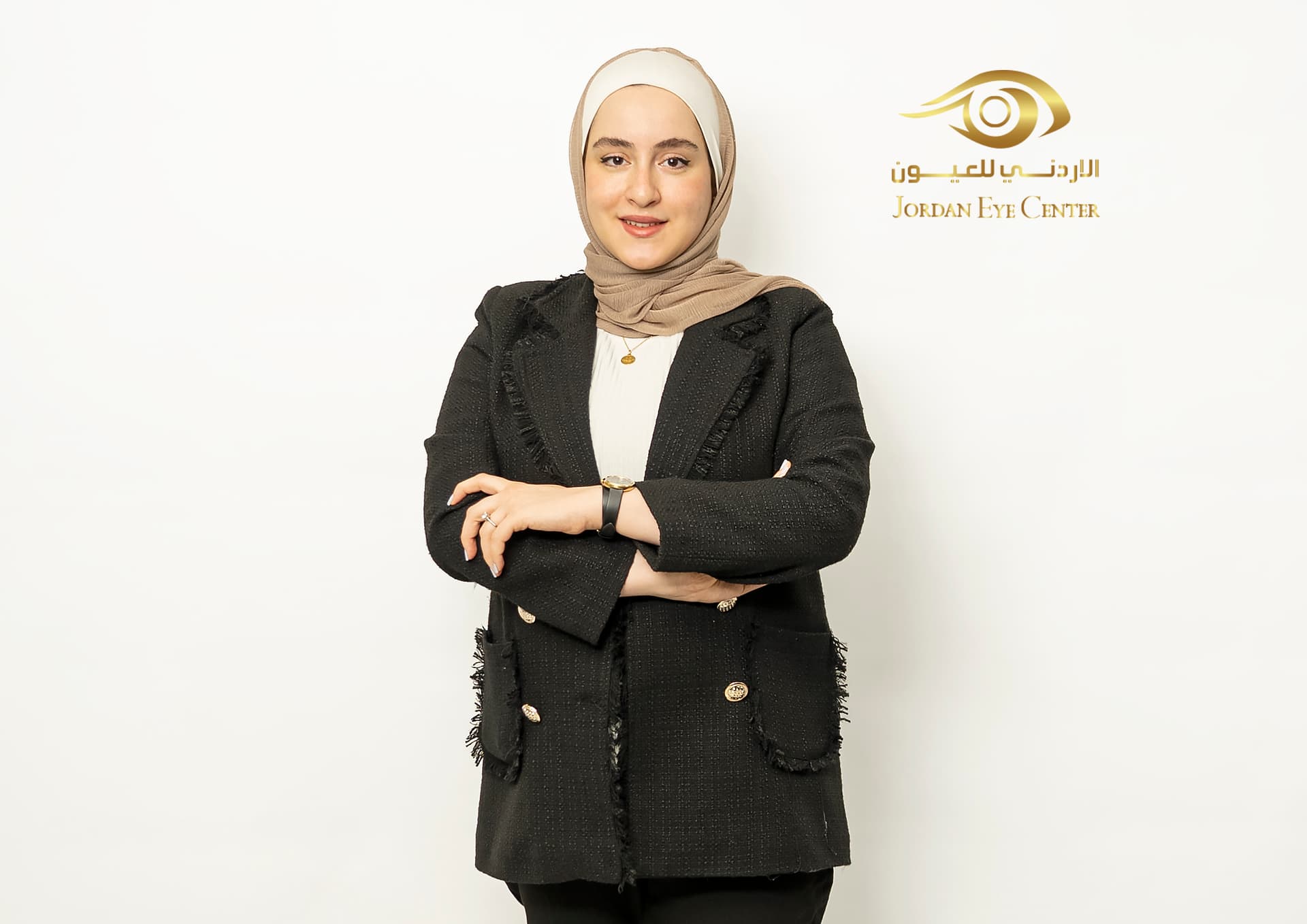 الدكتور ميس خالد الجبور اختصاصي عيون في عمّان