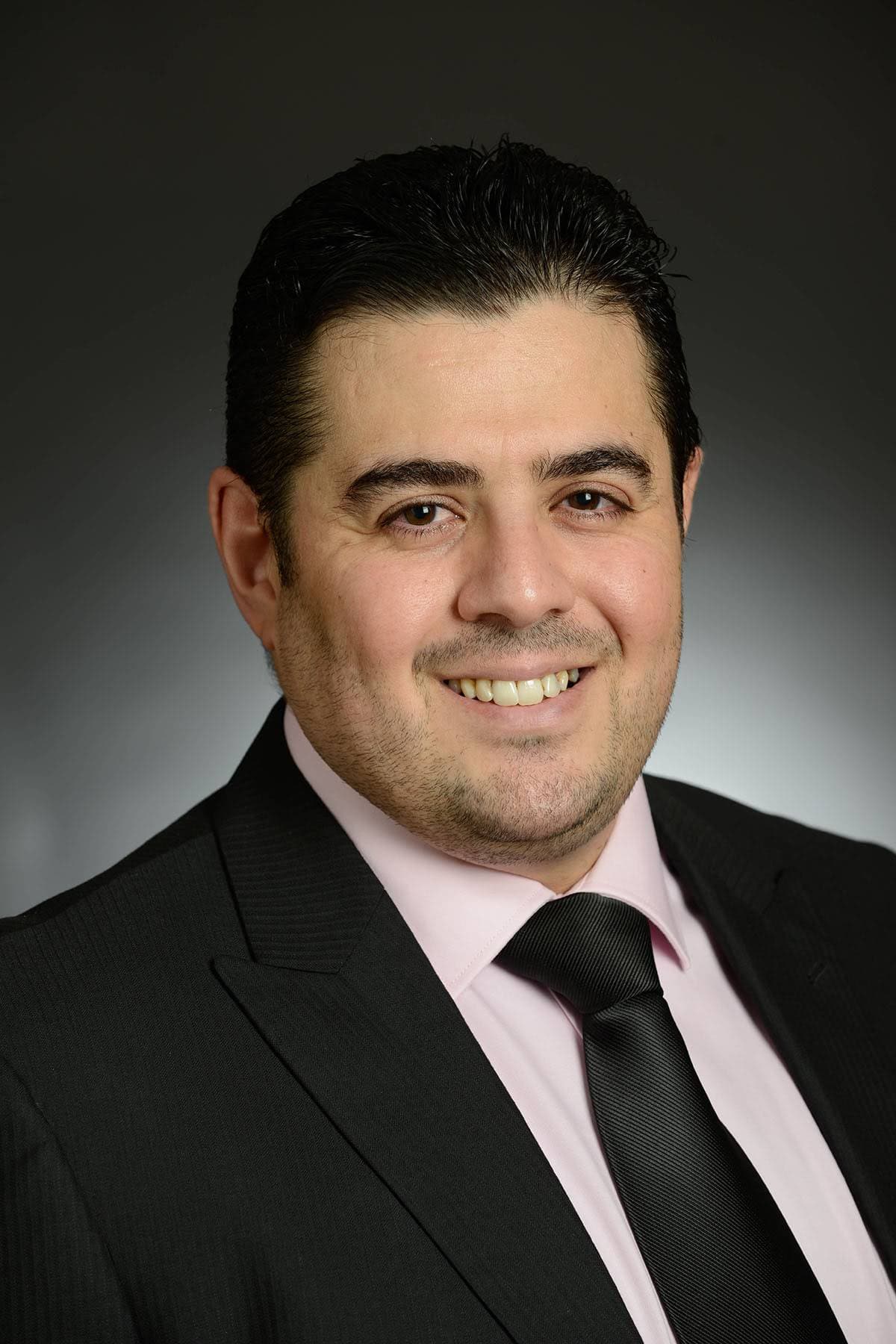 Dr. Mosab Almomani — Urology in Amman