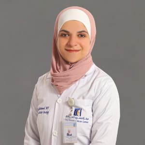 الدكتور منى محمد (Dr. Mona Mohammad) طبيب عيون في عمّان