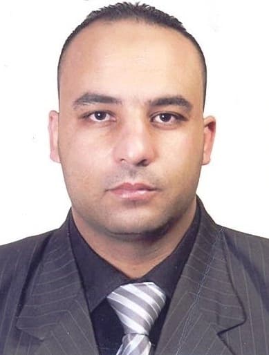الدكتور عامر محمود سندياني (Dr. Amer Mahmoud Sindiani) طبيب نسائية وتوليد في الرمثا، إربد