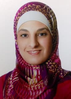 الدكتور لقاء أكرم الروسان (Dr. Liqa Akram Rousan) طبيب أشعة في الرمثا، إربد